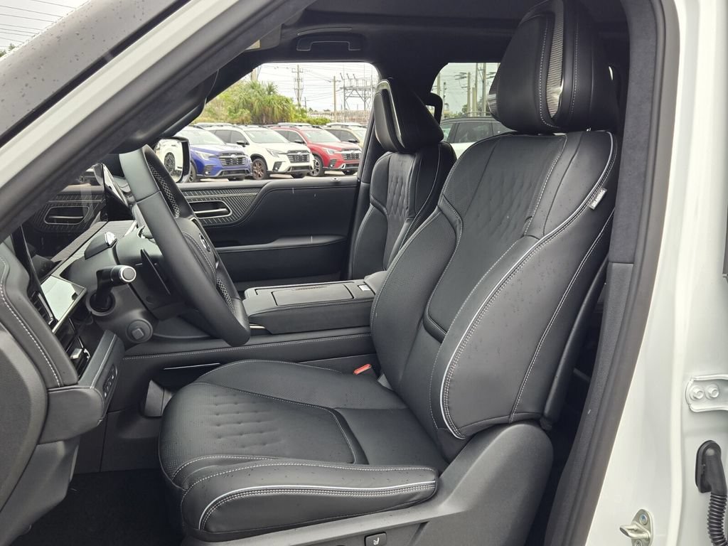 New 2026 INFINITI QX80 Autograph w/ Premium Cargo Package AWD/4WD image 12
