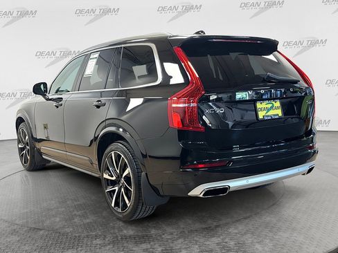Used 2020 Volvo XC90 T6 Momentum AWD/4WD image 6