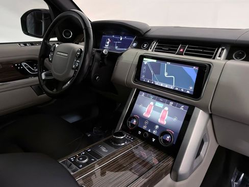 Used 2018 Land Rover Range Rover Supercharged AWD/4WD image 26