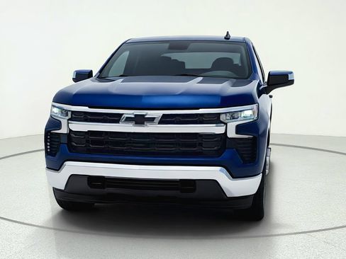 Used 2023 Chevrolet Silverado 1500 LT AWD/4WD image 3