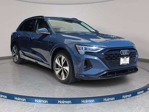 Used 2024 Audi Q8 e-tron Premium AWD/4WD image 4