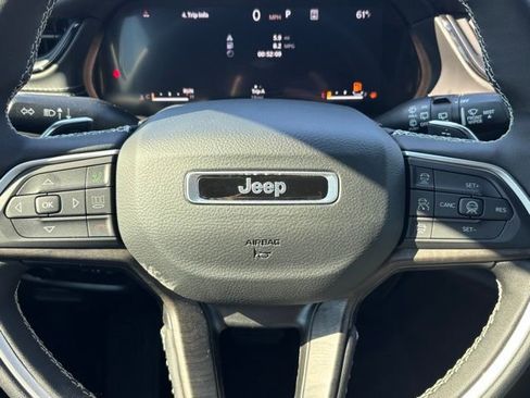 New 2026 Jeep Grand Cherokee Laredo image 16