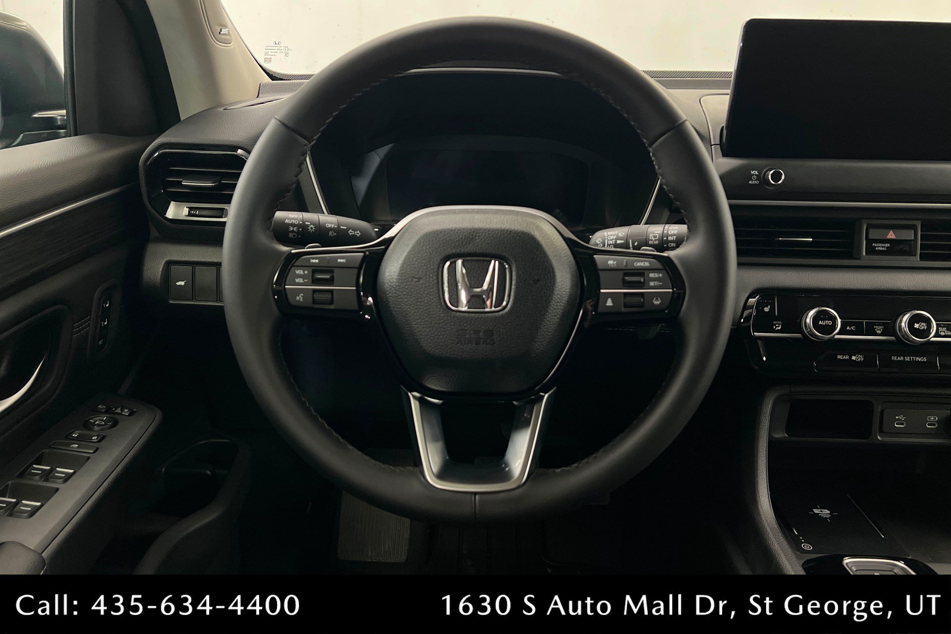 New 2026 Honda Pilot Touring image 12