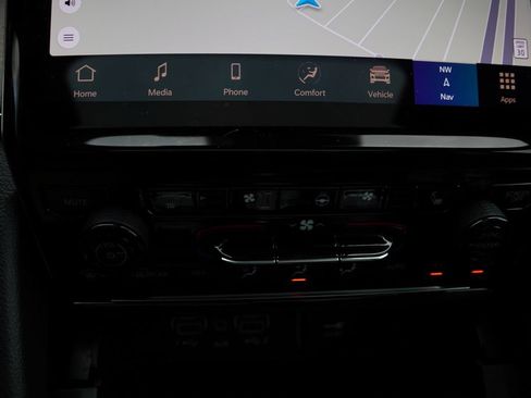 Used 2025 Jeep Grand Cherokee Summit w/ Obsidian Package AWD/4WD image 8