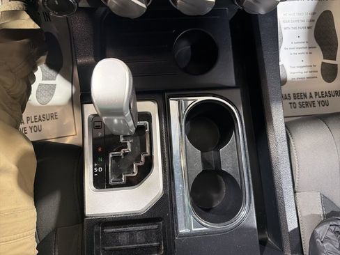 Used 2019 Toyota Tundra SR5 w/ SR5 Upgrade Package image 31