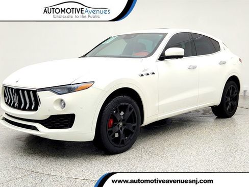 Used 2023 Maserati Levante GT image 1