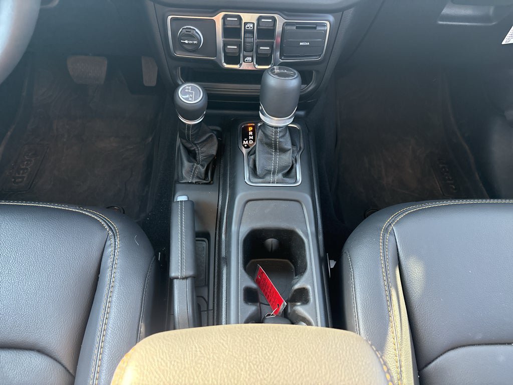 New 2025 Jeep Gladiator Sport AWD/4WD image 22