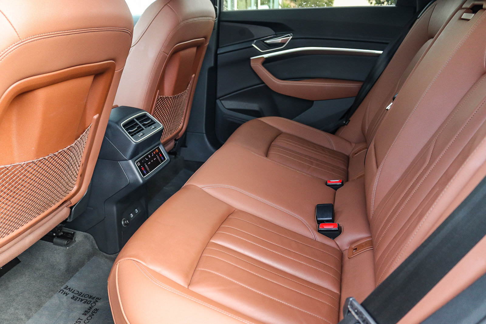 Used 2024 Audi Q8 e-tron Premium Plus AWD/4WD image 19