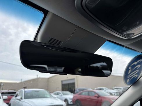 Certified 2023 Genesis GV80 2.5T w/ Prestige 20" Package image 28