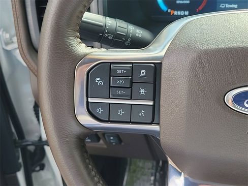 Used 2024 Ford Expedition King Ranch image 29