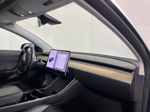 Used 2018 Tesla Model 3 Long Range image 20