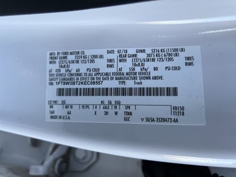 Used 2019 Ford F350 Lariat image 30