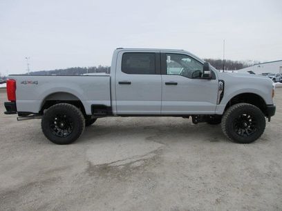 New 2026 Ford F250 XL w/ XL Off-Road Package