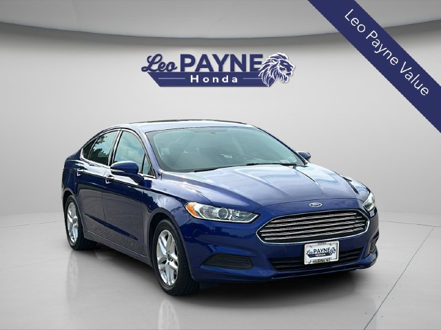 Used 2016 Ford Fusion SE FWD image 1