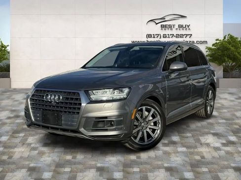 Used 2018 Audi Q7 3.0T Prestige image 3