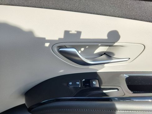 Certified 2023 Hyundai Tucson Limited w/ Cargo Package image 34