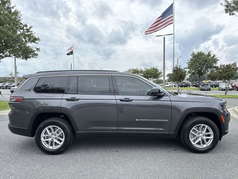 New 2025 Jeep Grand Cherokee L Laredo w/ Luxury Tech Group I image 2