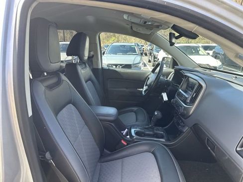 Used 2017 Chevrolet Colorado Z71 image 29