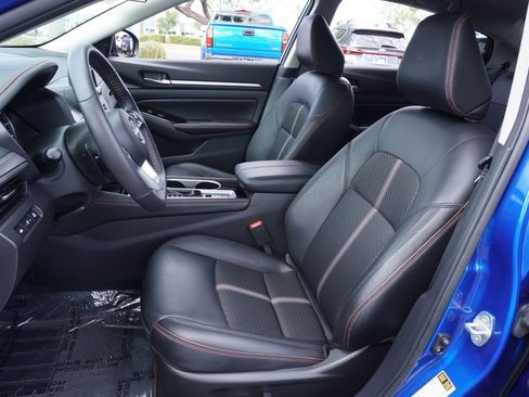 Certified 2025 Nissan Altima 2.5 SR AWD/4WD image 13