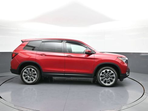 Certified 2024 Honda Passport EX-L image 5