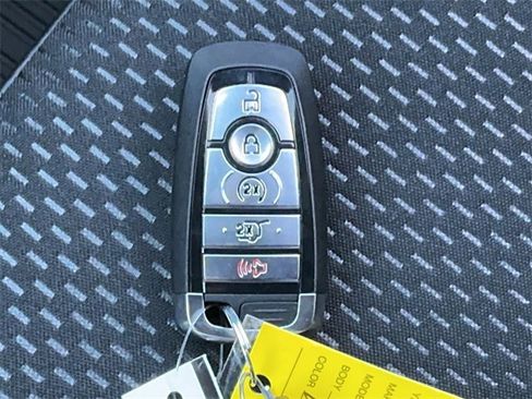 New 2026 Ford Escape ST-Line w/ Cold Weather Package image 27