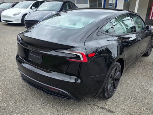 Used 2025 Tesla Model 3 Long Range RWD image 5