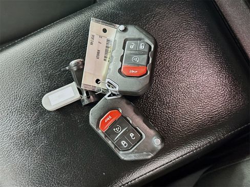 Used 2022 Jeep Wrangler Sport S image 35