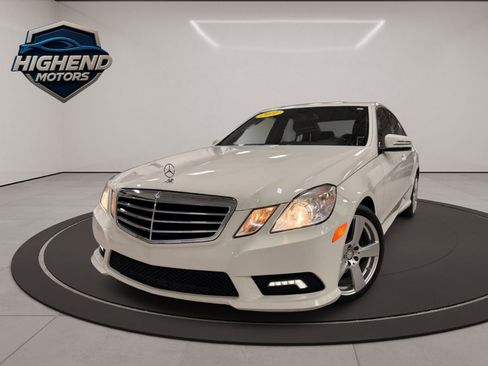 Used 2011 Mercedes-Benz E 350 4MATIC Sedan image 2