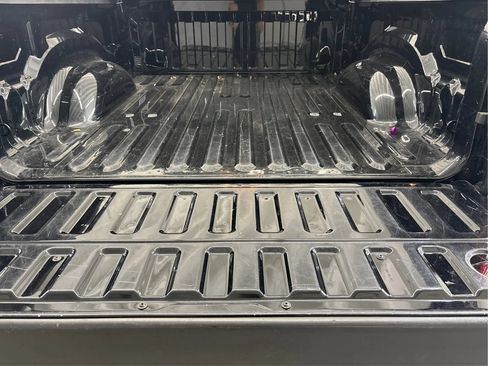 Used 2021 RAM 1500 Big Horn AWD/4WD image 16