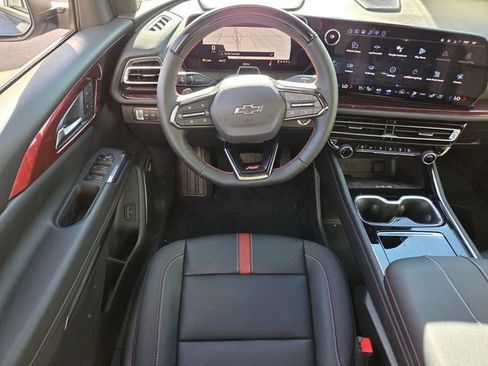 New 2026 Chevrolet Traverse RS w/ LPO, Floor Liner Package image 8