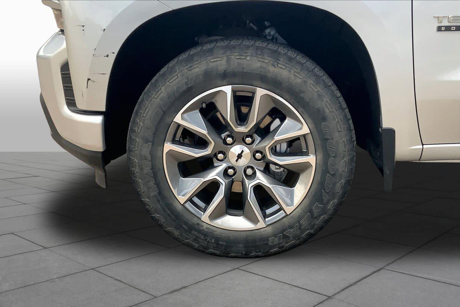 Used 2021 Chevrolet Silverado 1500 RST w/ Texas Edition Plus AWD/4WD image 11