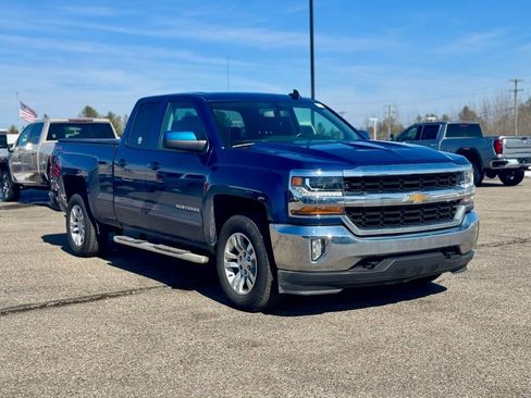 Used 2019 Chevrolet Silverado 1500 LT w/ All Star Edition image 10