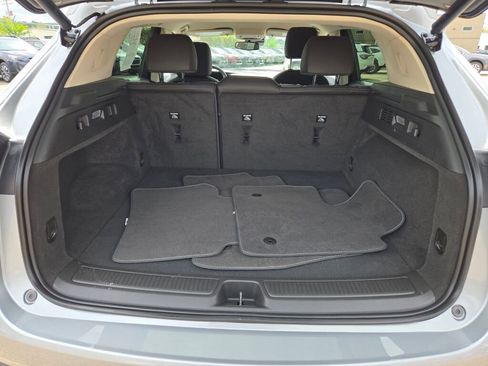 Used 2023 Buick Envision Essence image 16