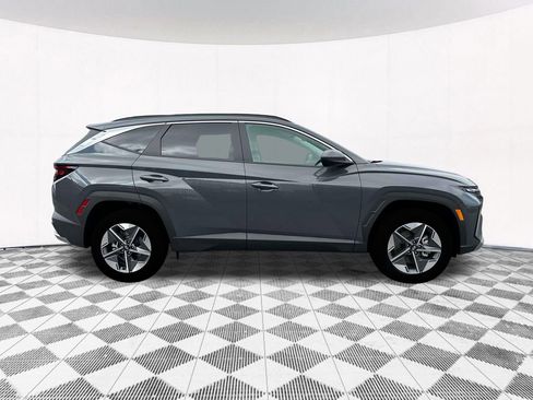 Used 2025 Hyundai Tucson SEL AWD/4WD image 13