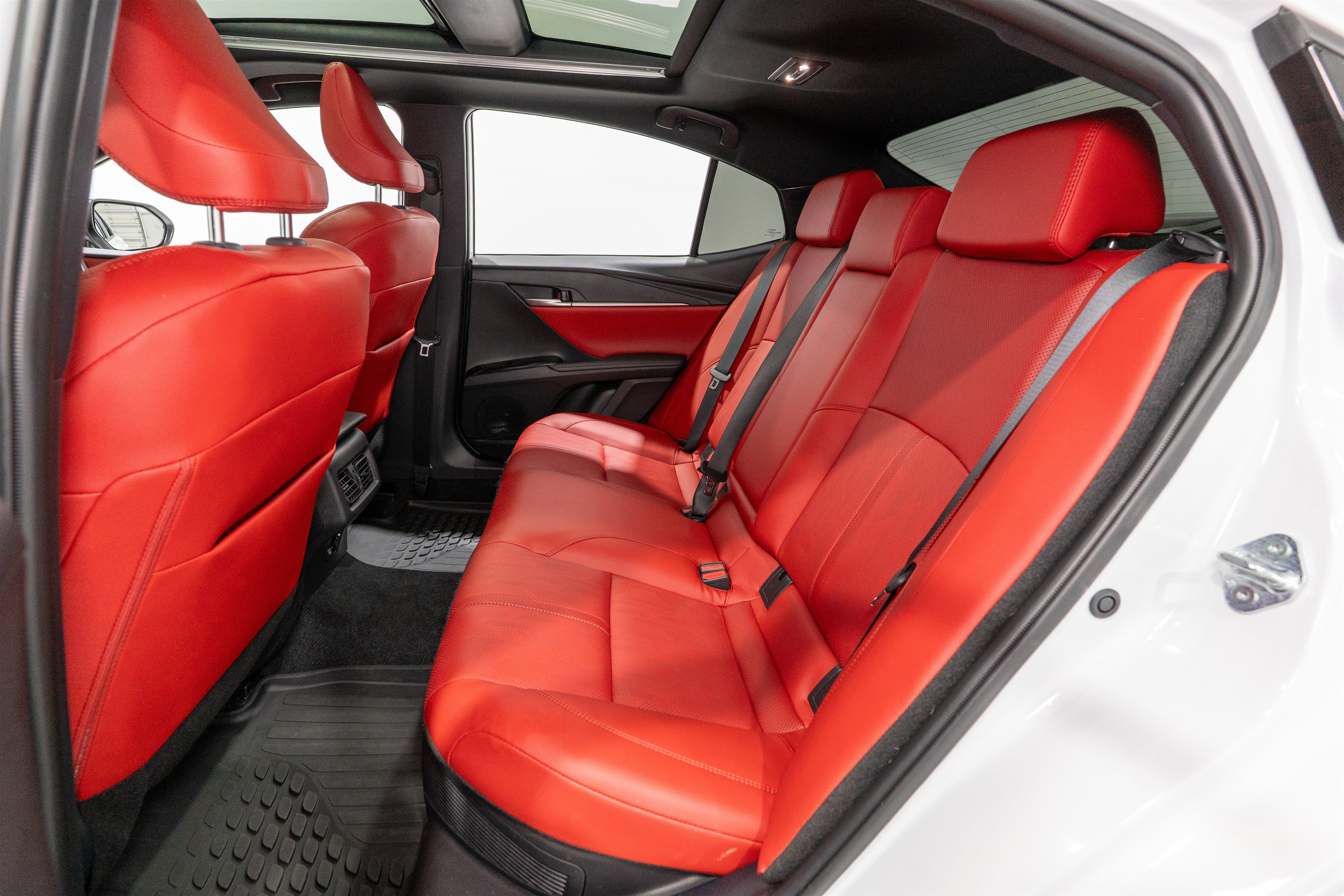 Used 2025 Toyota Camry XSE w/ Premium Plus Package FWD image 31