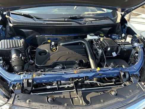 Used 2024 Chevrolet Equinox LT FWD image 29