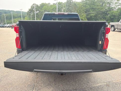 Certified 2020 Chevrolet Silverado 1500 Custom w/ Custom Value Package AWD/4WD image 18