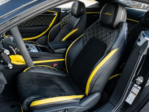 Used 2024 Bentley Continental GT Speed image 26