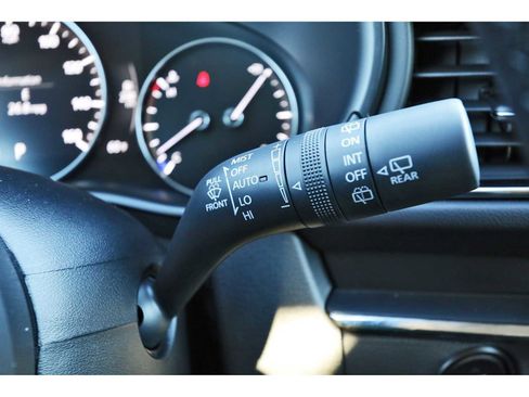 Certified 2025 MAZDA CX-30 AWD 2.5 S w/ Preferred Package image 18