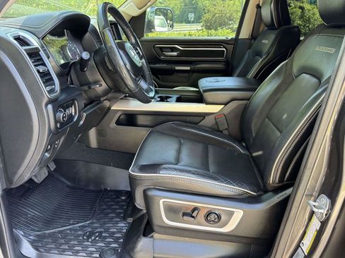 Used 2019 RAM 1500 Laramie AWD/4WD image 21