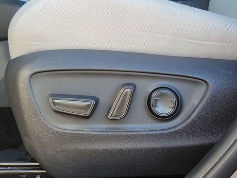 Certified 2025 Toyota RAV4 XLE image 17