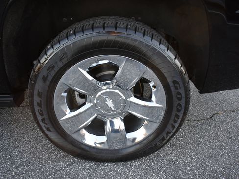Used 2017 Chevrolet Tahoe Premier image 34