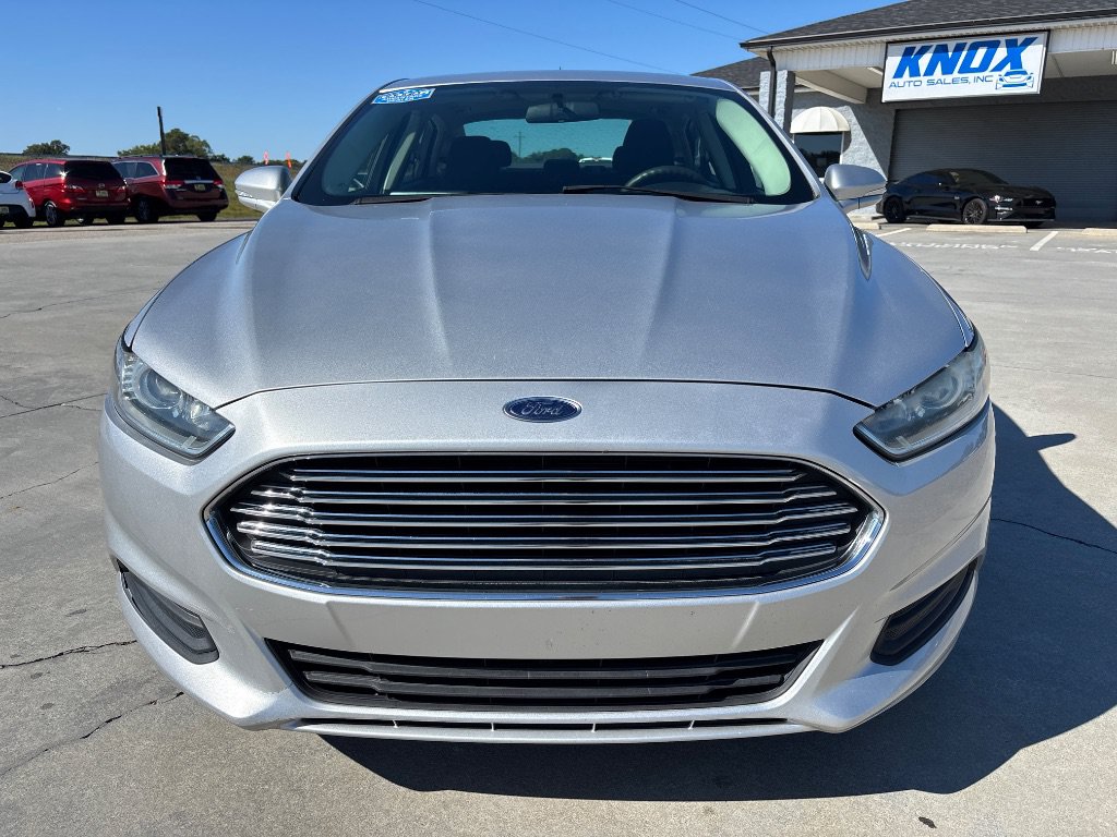 Used 2014 Ford Fusion SE FWD image 9