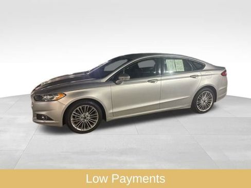 Used 2014 Ford Fusion SE w/ Equipment Group 202A image 2