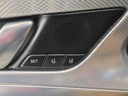 Used 2022 Genesis G70 3.3T AWD/4WD image 39