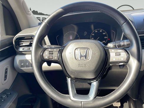 Used 2023 Honda Pilot Touring image 21