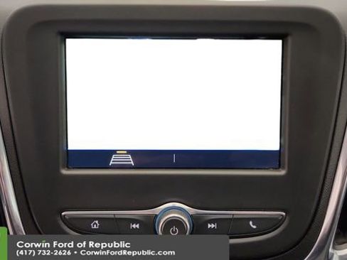 Used 2019 Chevrolet Equinox LS w/ LS Convenience Package image 16