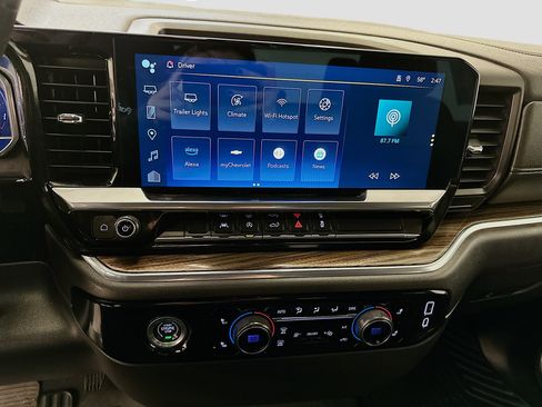 Used 2023 Chevrolet Silverado 1500 LT image 25