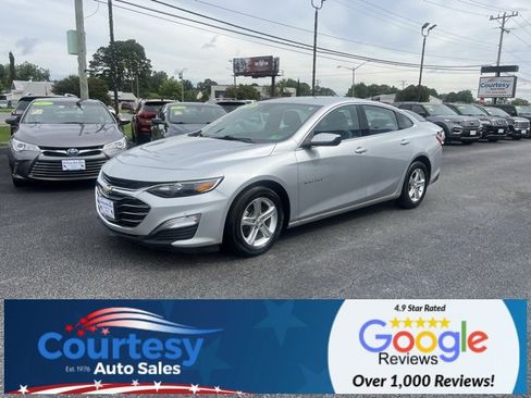 Used 2022 Chevrolet Malibu LS w/ Driver Confidence Package II image 3