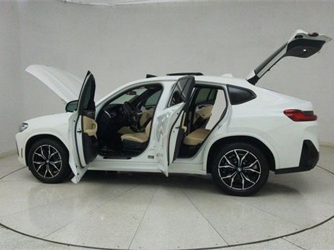 Used 2025 BMW X4 xDrive30i image 77